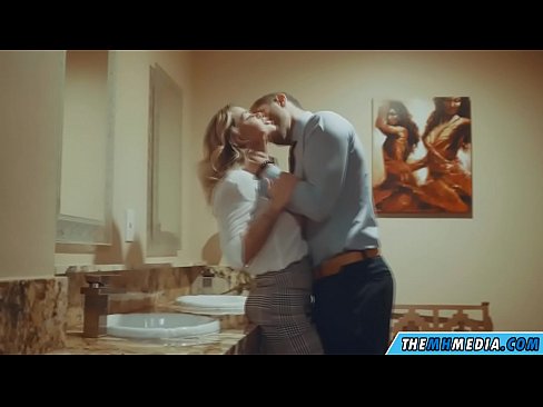 ❤️ Uma blonde obugaxayo ekuyenga endlini yangasese yomphakathi Izocansi eziqinile kithi zu.kassa-standupbar.ru ❌️